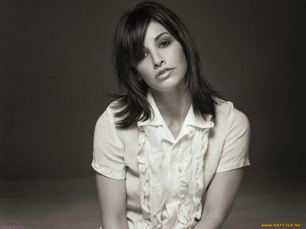 Gina Gershon, 